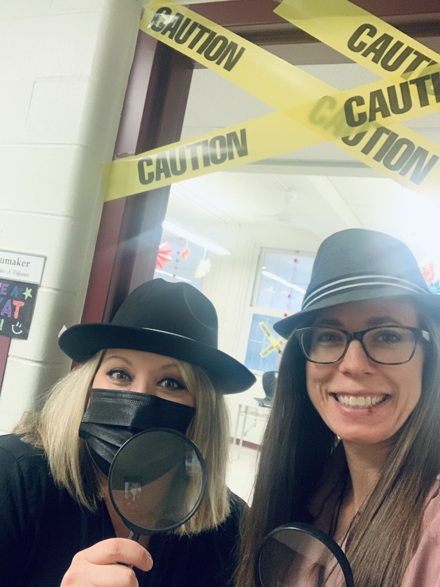 Megan Riva tweet media