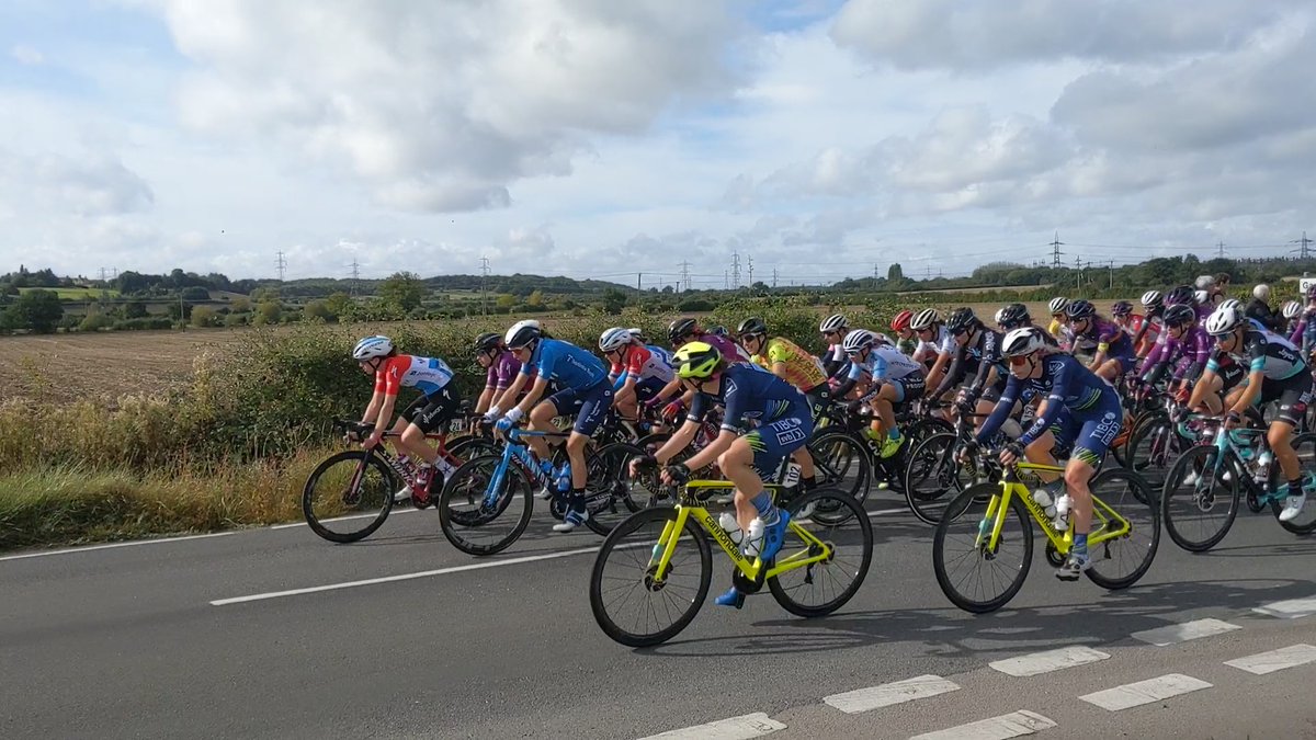 Couldn't take the day off for a big ride but still managed to get out briefly and see the Women's Tour passing close to home in South Oxfordshire.