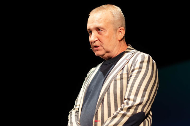 "People talking without speaking, people hearing without listening" shorturl.at/gipLW Joining forces with <a href="/TEDxSevenoaks/">TEDx Sevenoaks</a> for sound veteran <a href="/simonhonywill/">Simon Honywill</a> on "whatever happened to the #sound of silence" #TedTalks #audiovisual #ideasworthspreading #builttolast #95years #fish