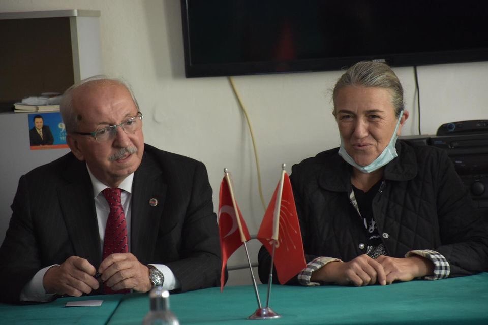 Malkara Belediye Başkanımız Ulaş Yurdakul ile birlikte Cumhuriyet Halk Partisi Malkara İlçe Başkanlığımızı ziyaret ettik.
Değerli partilililerimiz ile sohbet edip görüş alışverişinde bulunduk.