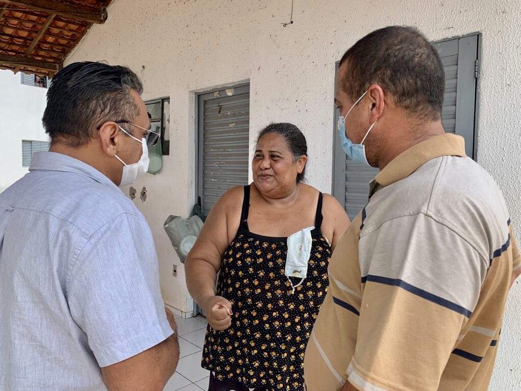 vereadorduduthe's tweet photo. Conhecendo as demandas da população do Torquato Neto, zona Sul de Teresina. Muito obrigado aos moradores pela recepção e pelo almoço maravilhoso! 🤝
#VereadorDudu #OVereadordoTrabalho #ZonaSul #TorquatoNeto https://t.co/e1auopp2Z4