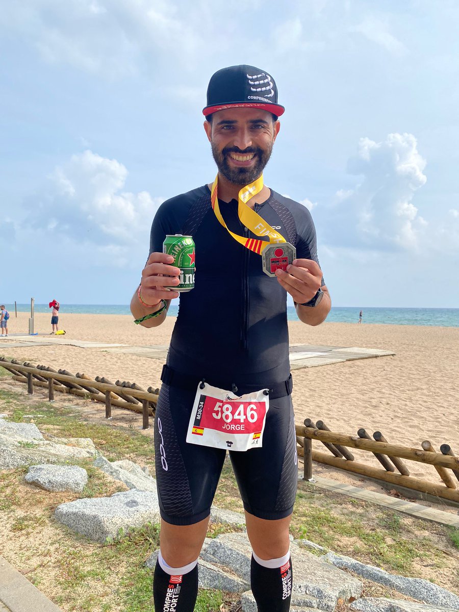CAMiajadas's tweet photo. Y el plato fuerte del fin de semana nos le sirven nuestros "hombres de acero", Jorge y Jesús @CoexmatGamma han realizado el medio Iron Man en Calella, con un tiempo complicado que no les ha impedido disfrutar al máximo de semejante experiencia. Inolvidable. Grandes los dos👏👏👏 https://t.co/ieQXJPMsG5