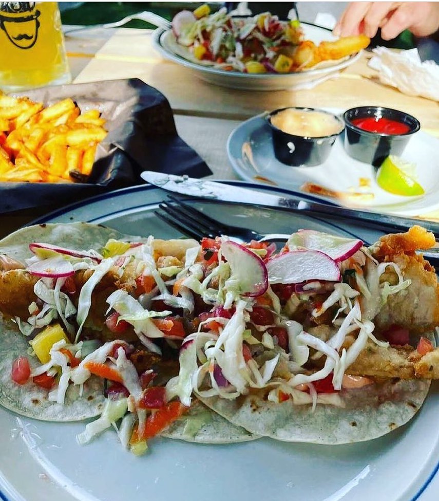 stjacobsvillage's tweet image. Happy #nationaltacoday! 🌮 If you find yourself craving tacos next time you’re in the village, check out @villagebiergar1! They have Fish Tacos and Cochinita Tacos on their Mexican-inspired menu! #kwawesome #explorewr #ontario #canada