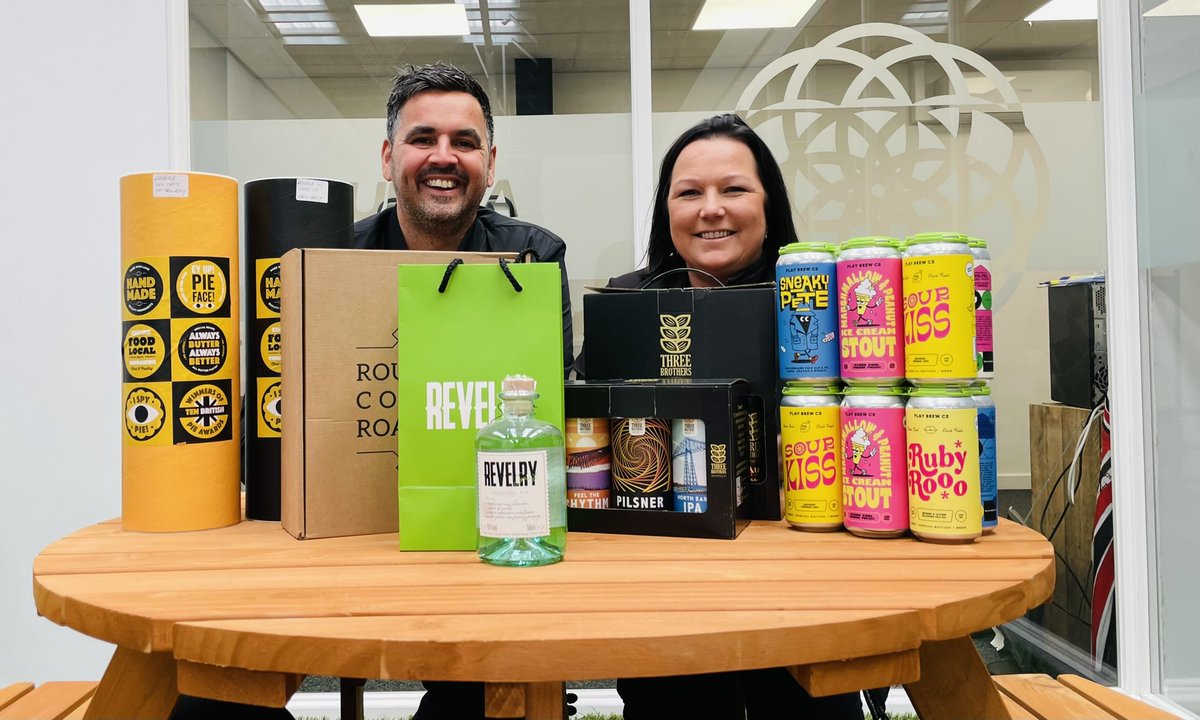 It’s a happy Monday over at <a href="/DurataUK/">DURATA</a> HQ. I popped in this morning to drop off our lush local #Teesside hamper for <a href="/entforum/">Entrepreneurs' Forum</a> competition winner, Alison. Thanks again <a href="/PieJackers/">Pie Jackers</a> <a href="/ThreeBrewing/">ThreeBrothersBrewing</a> <a href="/SpiritsRevelry/">Revelry Spirits</a> @PlayBrewCo and <a href="/RountonCoffee/">Rounton Coffee</a> for your support.