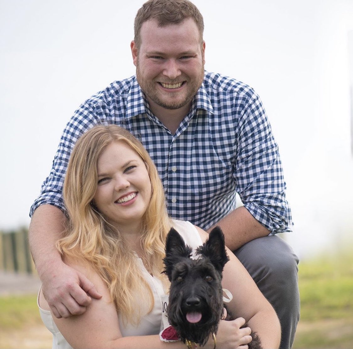 HelloHazelCo's tweet image. Still loving these sweet #dogofhonor pics! I don’t think there’s many things that can bring a big life event together like a furry family member can. Beautiful, thank you!!! 🐶💕

#dogs #wedding #engagement #dogbandana #dogaccessories #weddingideas #dogsofinstagram #smallbusiness