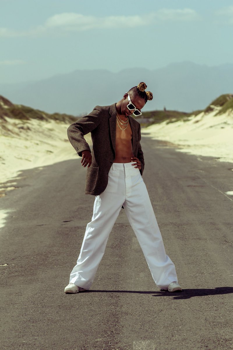 They say theres nothing new under the sun. Thats a lie 🌞✨

uKhanyo for ODD Magazine 👹

oddmag.co/2021/10/01/odd…