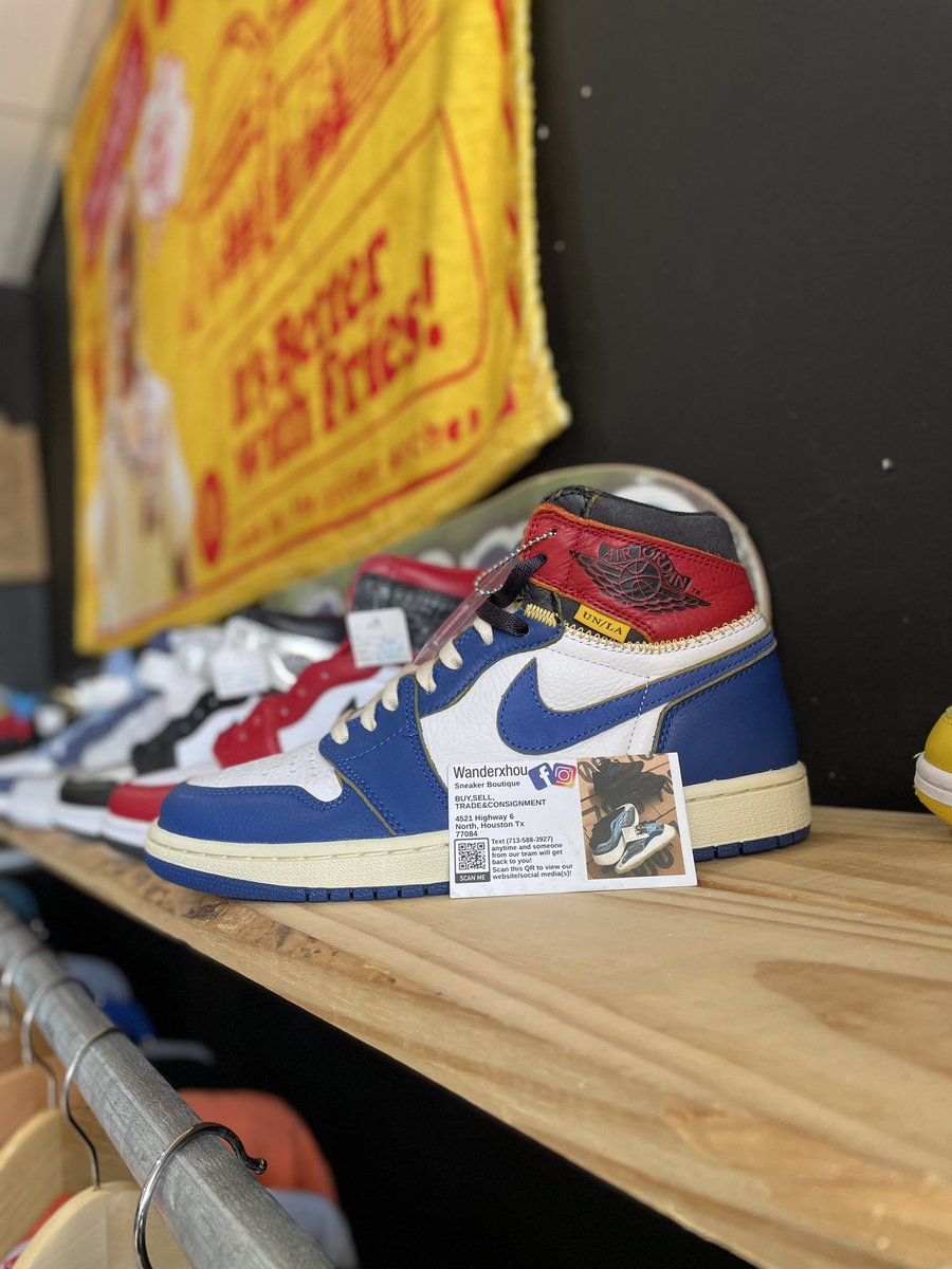 wanderxhou's tweet image. Our Instagram &amp;amp;Facebook is down along with everyone else but we are still open 1-5pm today!🔥
Dm or text the shop number anytime 
713-588-3927
Google maps
Wanderxhou