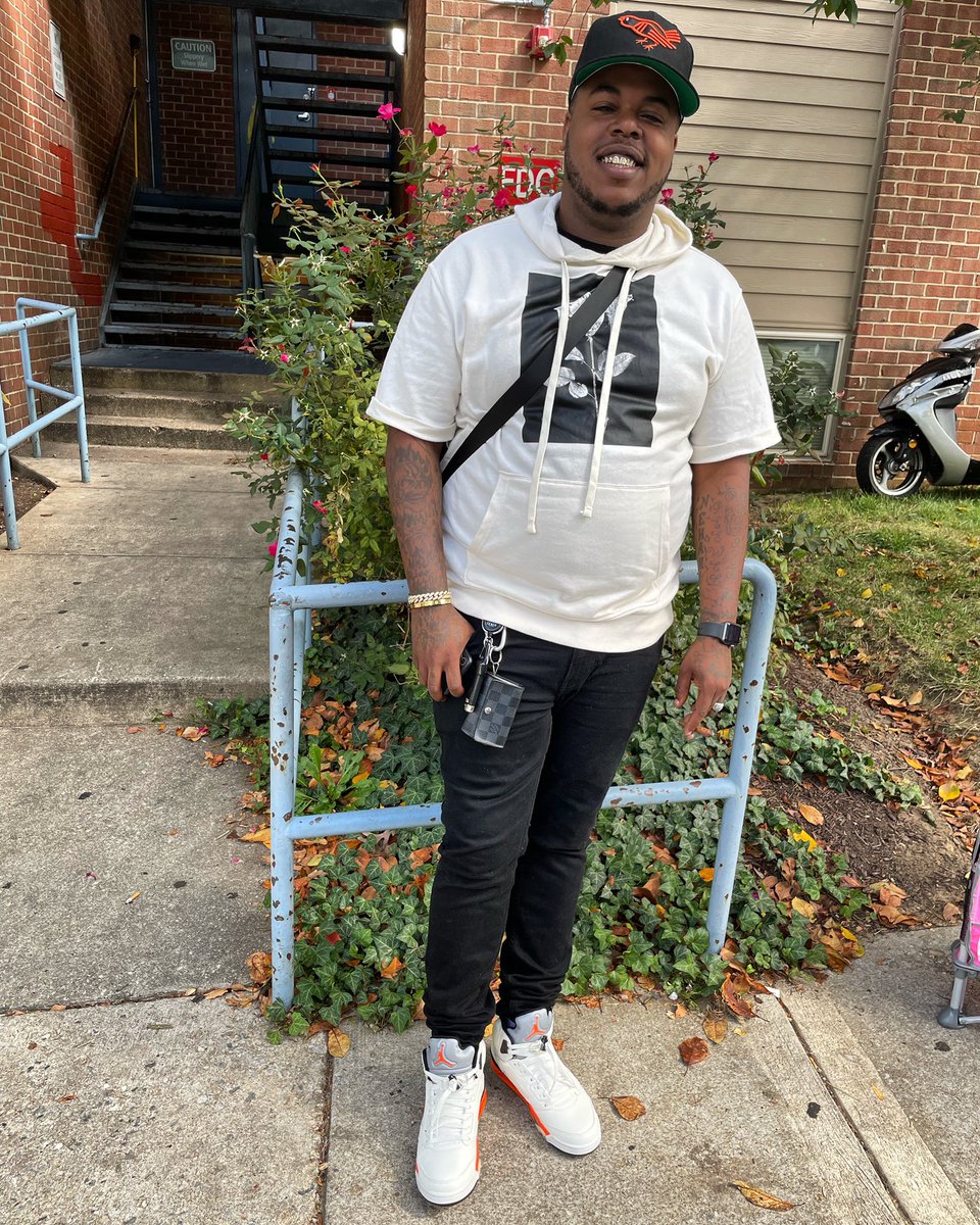 tazgotti1's tweet photo. Lately I Been In My Birkin & It’s Working. #WinnersOnlyTS🏆#LLTheKing🕊✨ https://t.co/qMTah4VxtG