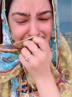 nomang786's tweet photo. Facebook, Whatsapp, Instagram Nahin Rahy 😂
#whatsappdown #facebookdown #instadown https://t.co/6M8E52Avk9