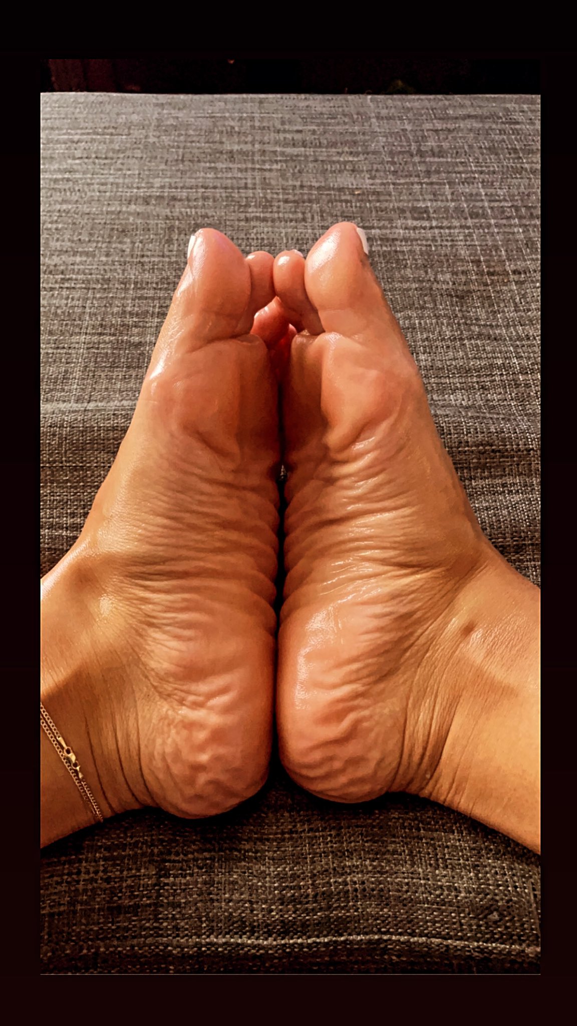 Ashley Marie on X: New post up on my foot pg😋 t.coxY4NvetkTp  t.coAduWeqraHa  X