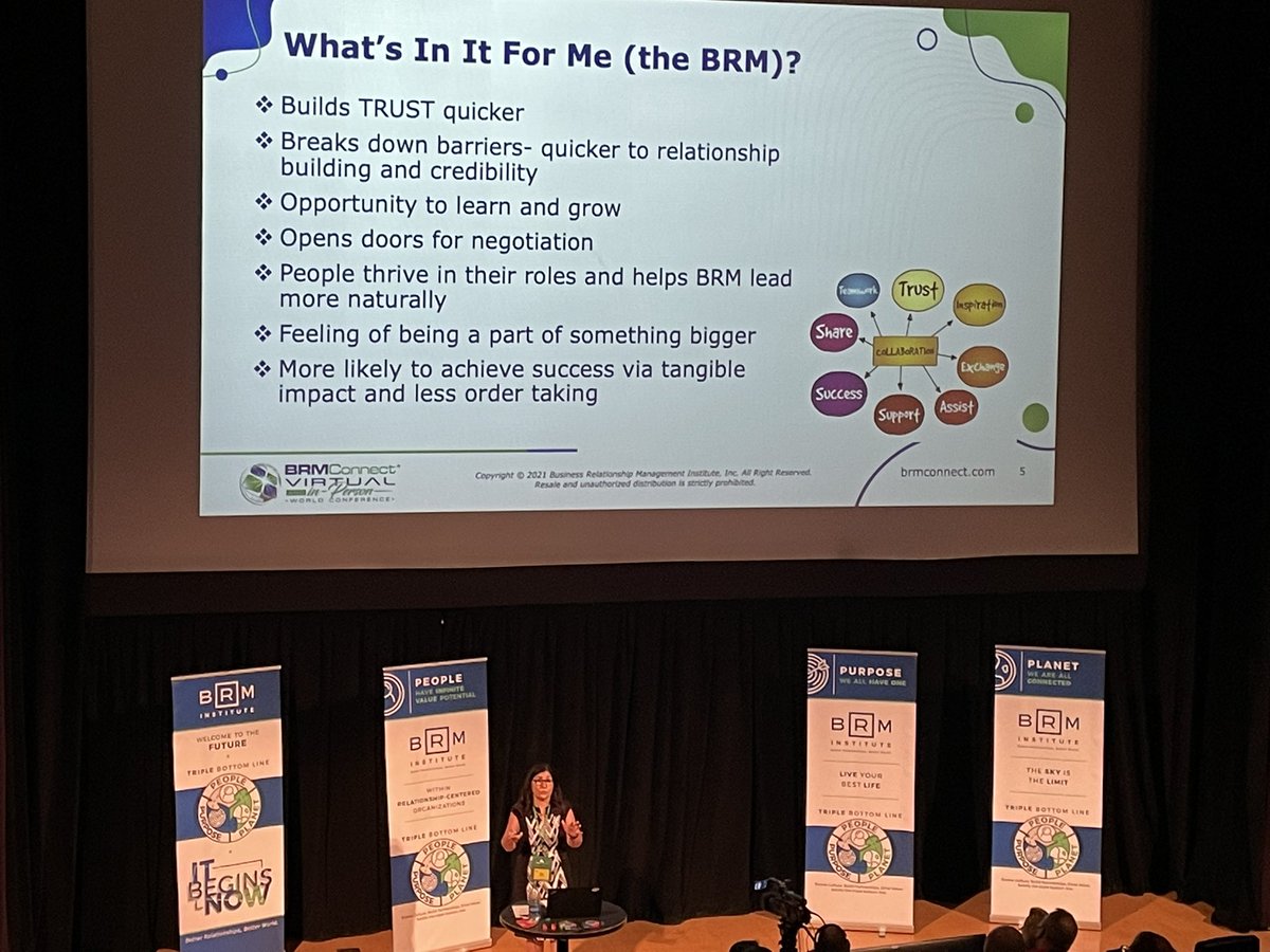 Tez Vincent presenting on collaboration as a strategy to thrive in building relationships and sharing excellent experiences. #BRMConnect #collaboration #strongrelationships