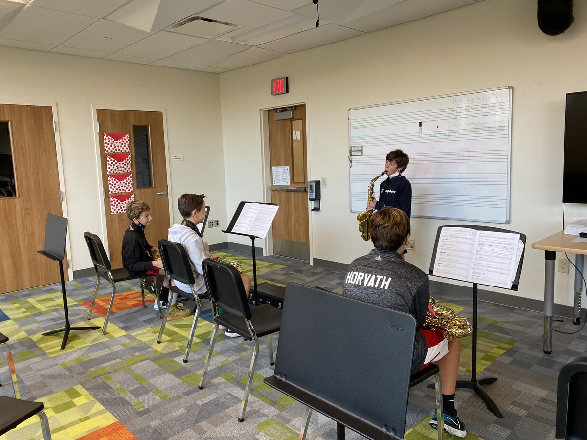 CFEVSBand's tweet photo. 5th and 6th grade saxophonists demonstrated Courage this morning by performing their first songs for their friends! #cfevscourage @Howell_CFIS @Chagrin_Schools https://t.co/Q8QzfFPFkT