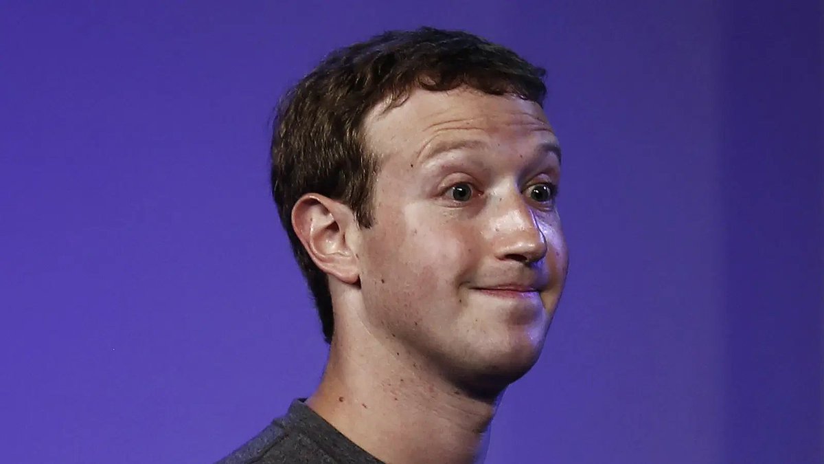 Sayedimg's tweet photo. @Facebook :O https://t.co/QNFpOLvO5K