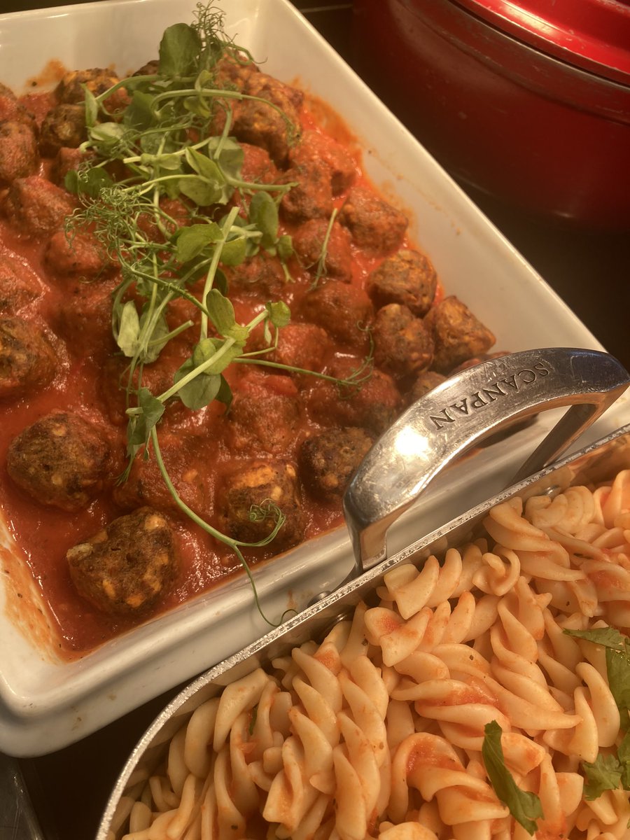 ChefRobWilliams's tweet image. Beautiful sweet potato falafel today or Pork Teriyaki meatballs. Followed by proper chocolate sponge or toffee popcorn pots. What’s your flavour? @Traceykeane123 @RydalPenrhos @HolroydHowe