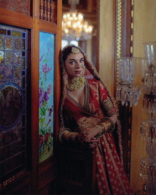 DesignIndian's tweet photo. Aditi Rao Hydari in Sabyasachi Couture for Khush Wedding Magazine 2021 https://t.co/dp69gR1pVV
