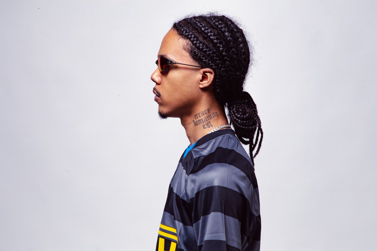 Na fé que esse pre-save chega pra nós aqui do Twitter em primeira mão. Enquanto isso, qm for de foRTalecer já sabe né fml? Eu disse #RapDosNovosBandidos