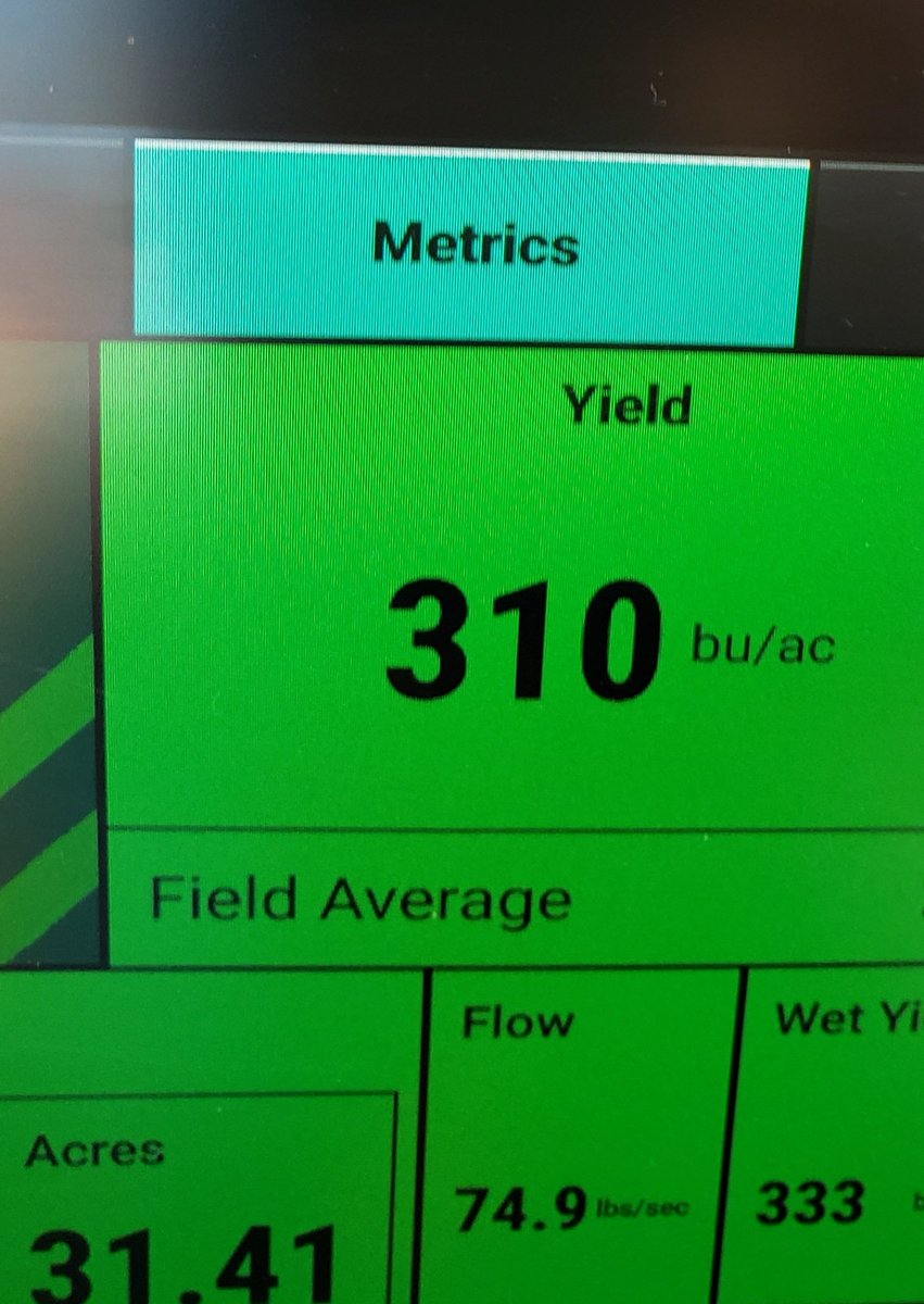 1sauderben's tweet photo. Its always great to have a grower ask you to hop into the combine. This is an all time high on a pivot with an average pH of 7.8. https://t.co/ekYZoE6kYK