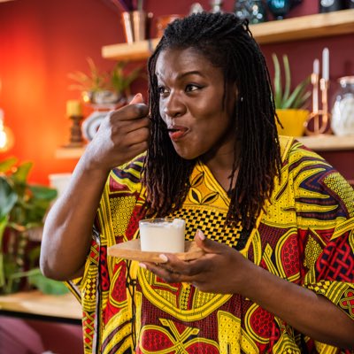 Instagram est down donc je viens voir ce qu’il se passe ici. Bref, je réalise aussi que ça fait longtemps que je n’ai pas update ma Profile Pic du coup… #NouvellePhotoDeProfil