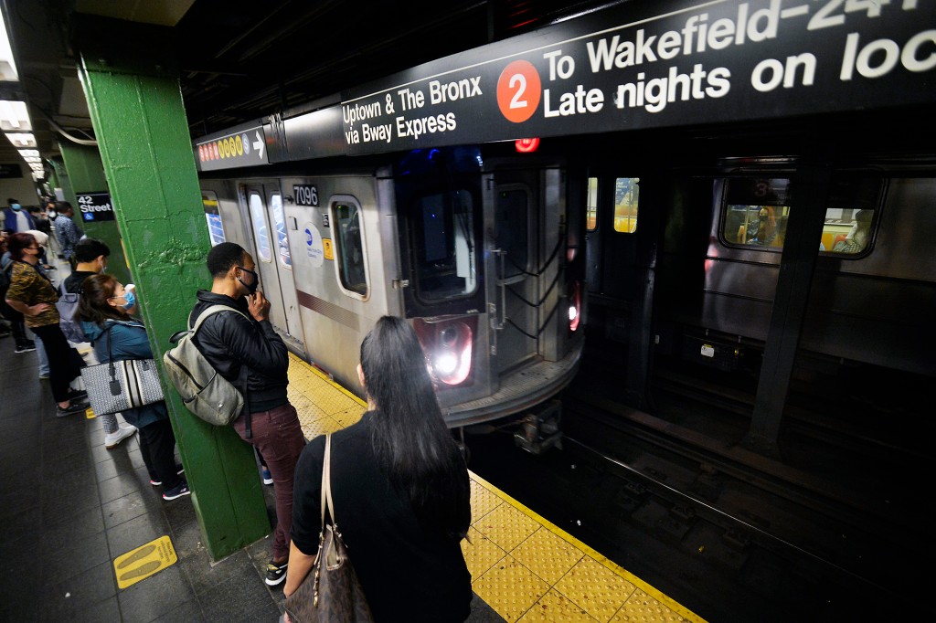 New York Post on X: "Stranger shoves woman into side of oncoming train at  Times Square subway station https://t.co/1eT84bCdvv  https://t.co/6QyMcjWcIl" / X