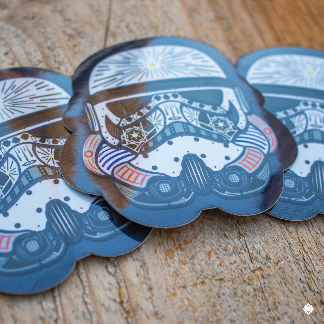 Izel_art's tweet image. This Stormtrooper glitter sticker is the October Sticker of the month!⁠

Every Patreon and Izel Club member will be getting this sticker for free in this months package along with everyone who joins up this month!

#stromtrooper #starwars #sticker #patreon #stickerclub