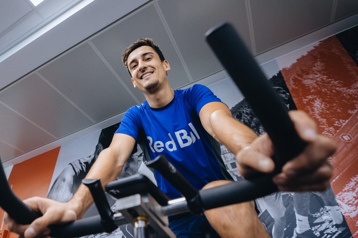 cleverschool's tweet photo. 1h avec @MarvinMusquin25 chez @RedBullFrance 💪🏻 
>  https://t.co/XBAwMVCyje https://t.co/XfYOrbxmw0