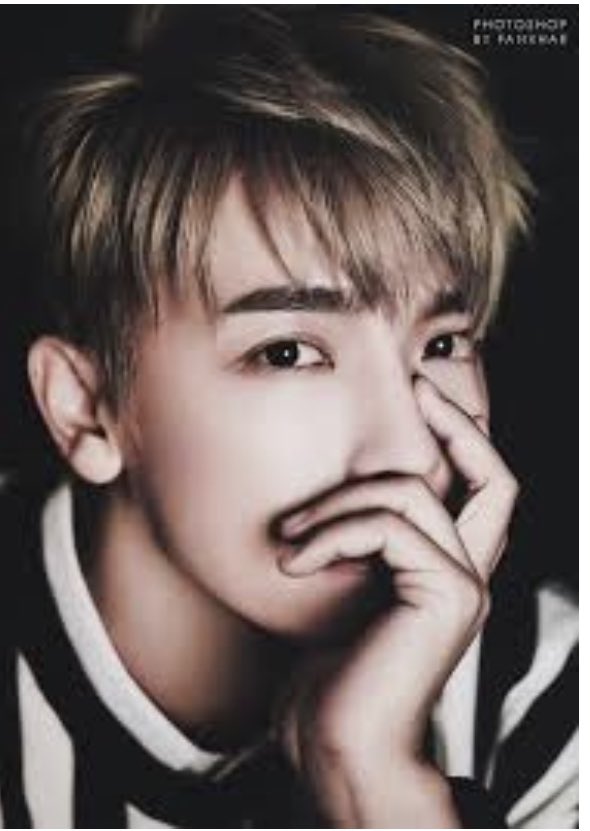  Lee DongHae      Happy Birthday.  Enjoy your day and Gid Bless. 