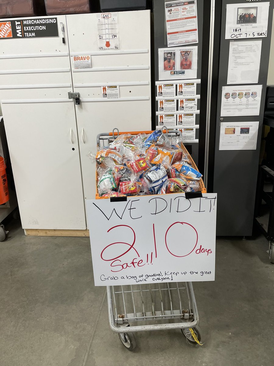 neelychrystal's tweet photo. Awesome job driving safety team!! Grab a snack!! https://t.co/MulqXh2h72