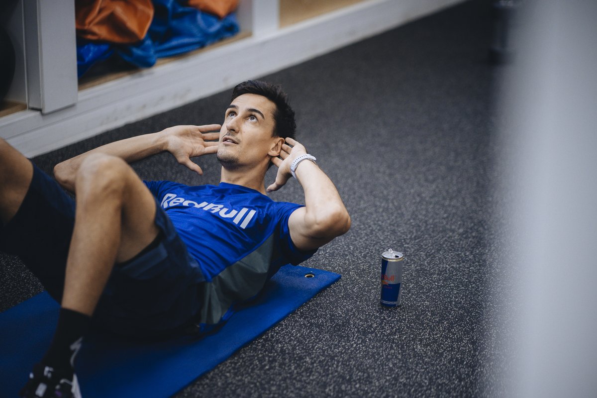 1h avec <a href="/MarvinMusquin25/">Marvin Musquin</a> chez <a href="/RedBullFrance/">Red Bull France</a> 💪🏻 
>  cleverschool.fr/marvin-musquin…