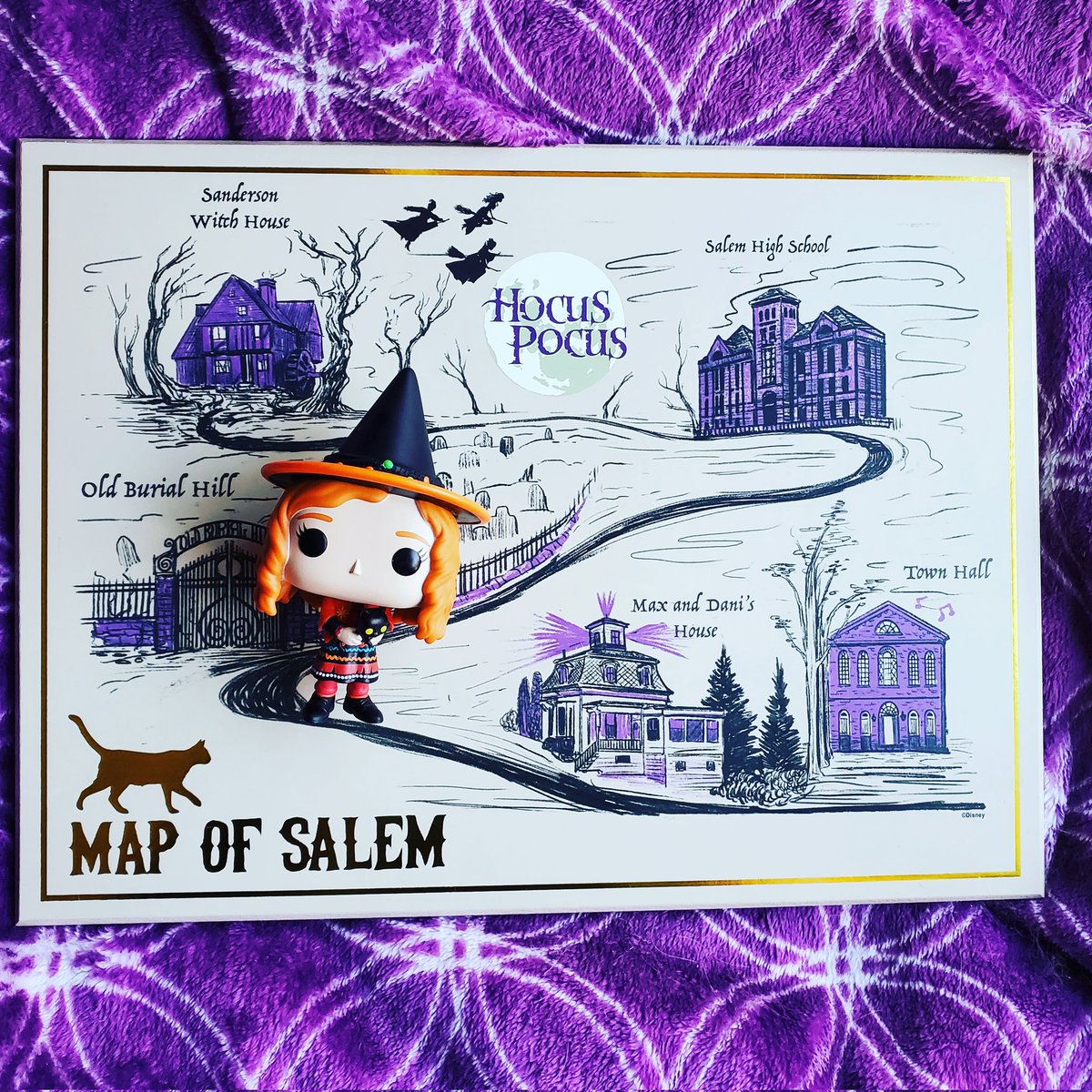 DailyFunko's tweet photo. Happy first day of October! (I am so bad at posting here.) https://t.co/8V5qh27hTQ