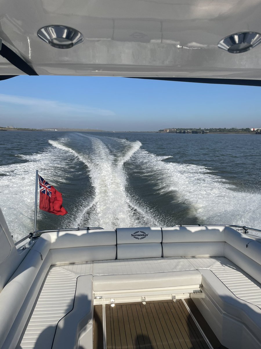 Ian Ewen tweet media