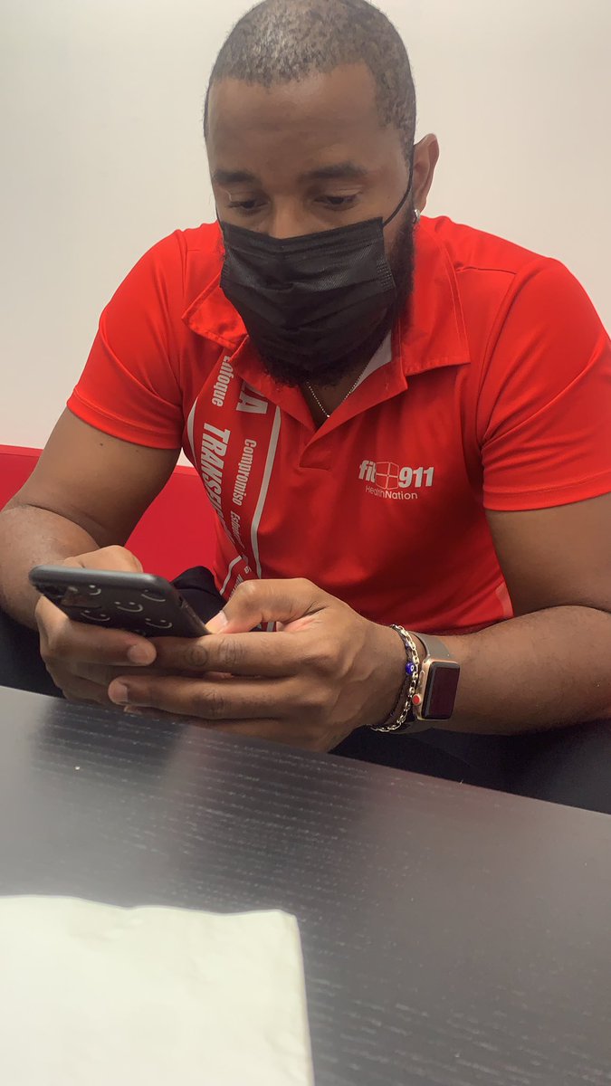 fit911pr's tweet photo. Alerta!
Leo James Vázquez Primer Gerente de Fit911HealthNation! Felicidades https://t.co/gTw4OXUsSa
