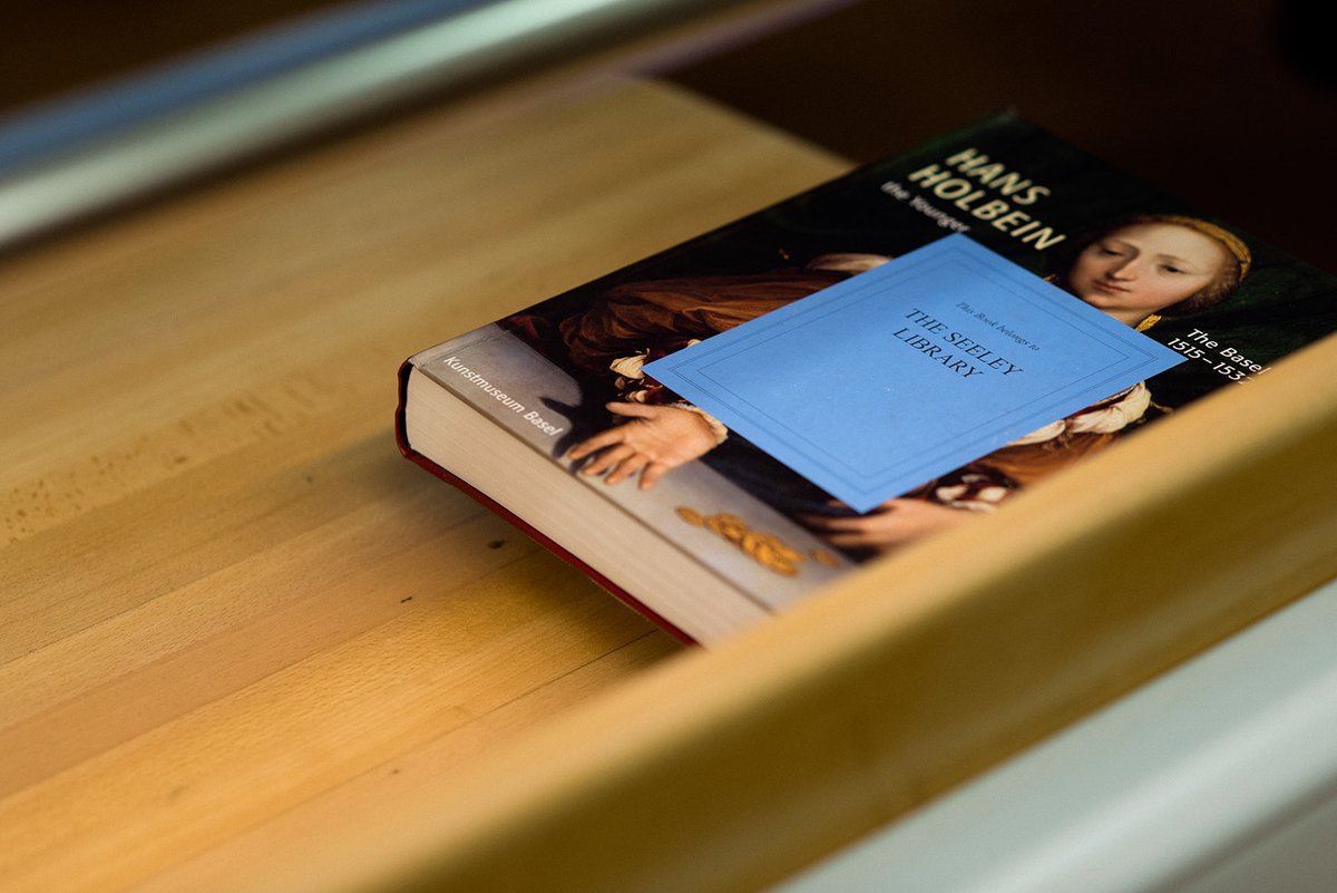 theUL's tweet photo. Happy #LibrariesWeek to our fellow @Cambridge_Uni libraries.💙

📷:@AlicetheCamera https://t.co/BoD8H5iKDM