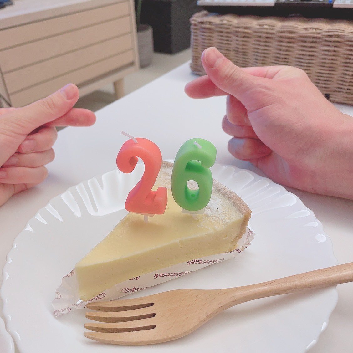 b_iam21's tweet photo. 26歳。今年は家族もできたから有意義な一年になりますように👏 https://t.co/7taZGjla53