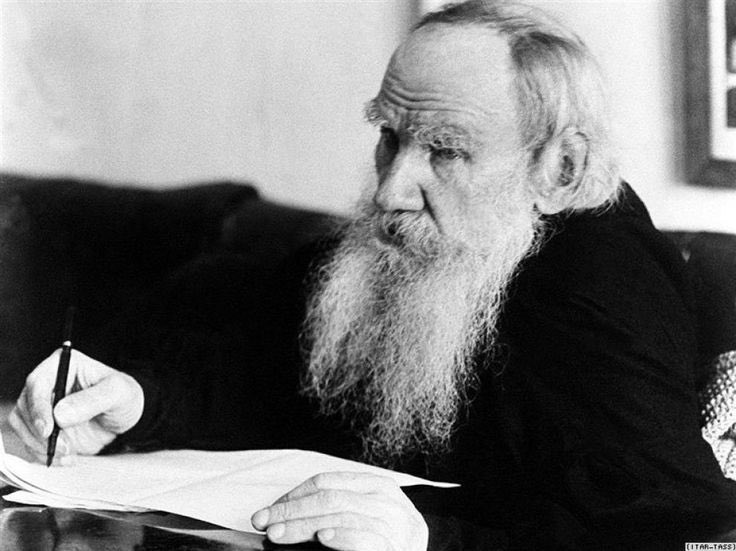 “Ti voglio bene e te ne ho sempre voluto, e se vuoi bene a qualcuno, gli vuoi bene per com’è e non per come vorresti che fosse.”
Lev Tolstoj - Anna Karenina