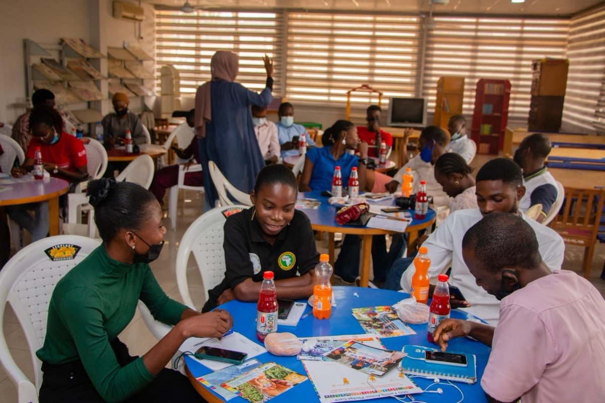 Follow The Money Int'l 💰 tweet media