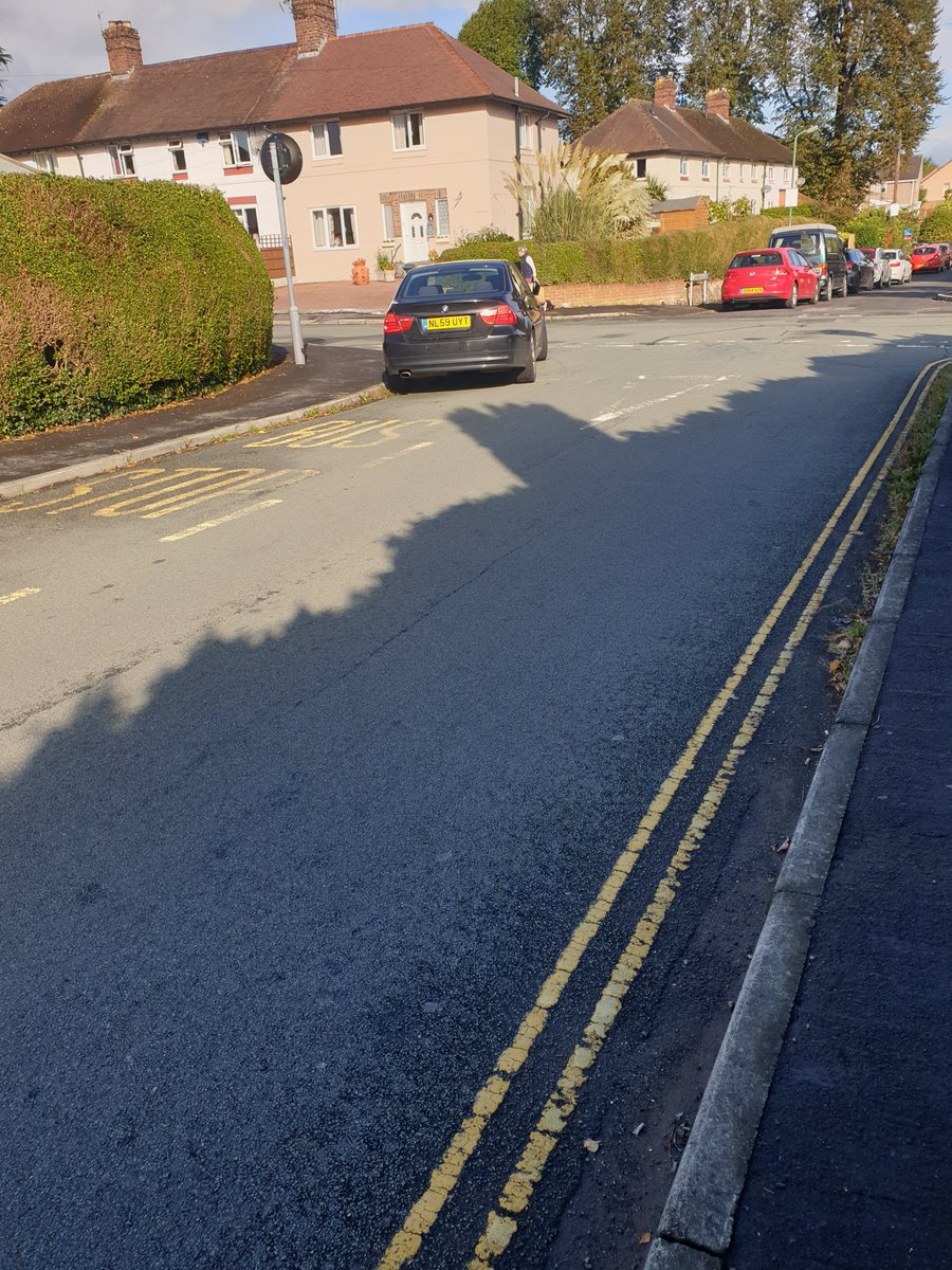 Parking in #corporationlane #shrewsbury - <a href="/WMerciaPolice/">West Mercia Police</a> <a href="/shrewsburycops/">Shrewsbury Police</a> <a href="/ParkingWankers2/">ParkingWankers2</a> <a href="/cantparkit/">Cant Park It</a> <a href="/Nice_Park_Job/">Nice Park Job</a> <a href="/TelfordParking/">Telford Parking</a> <a href="/patheticparking/">Pathetic Parking</a> <a href="/parkingfool/">Inconsiderate parking 🔔🔚's</a> <a href="/parking_fails/">Asshole Parking</a> <a href="/parking_shit/">Shit Parking</a>