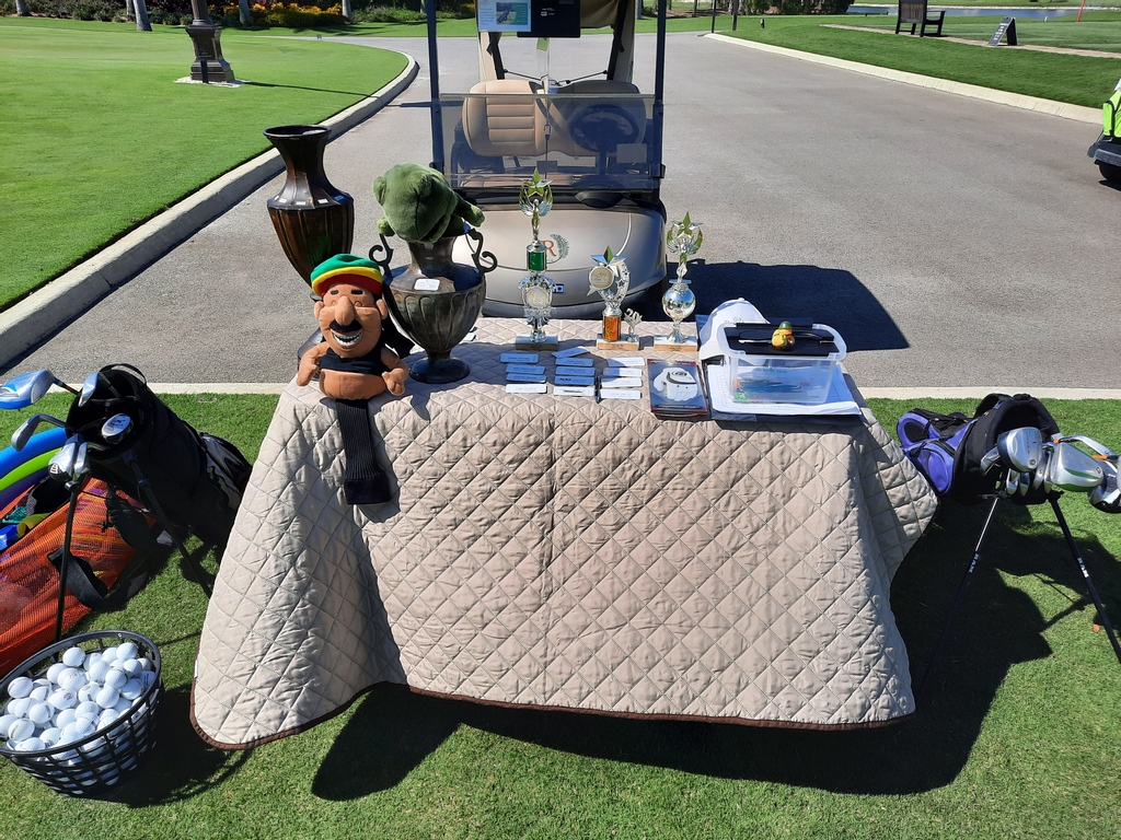 FirstTeeNaples's tweet photo. Ready to get started 

#BuildingGameChangers #FirstTeeNaples #FirstTeeNaplesCollier #growthegame
#FirstTee #NineCoreValues #golf #JuniorGolf #Golfing #Golfer https://t.co/zsrBRWgobs