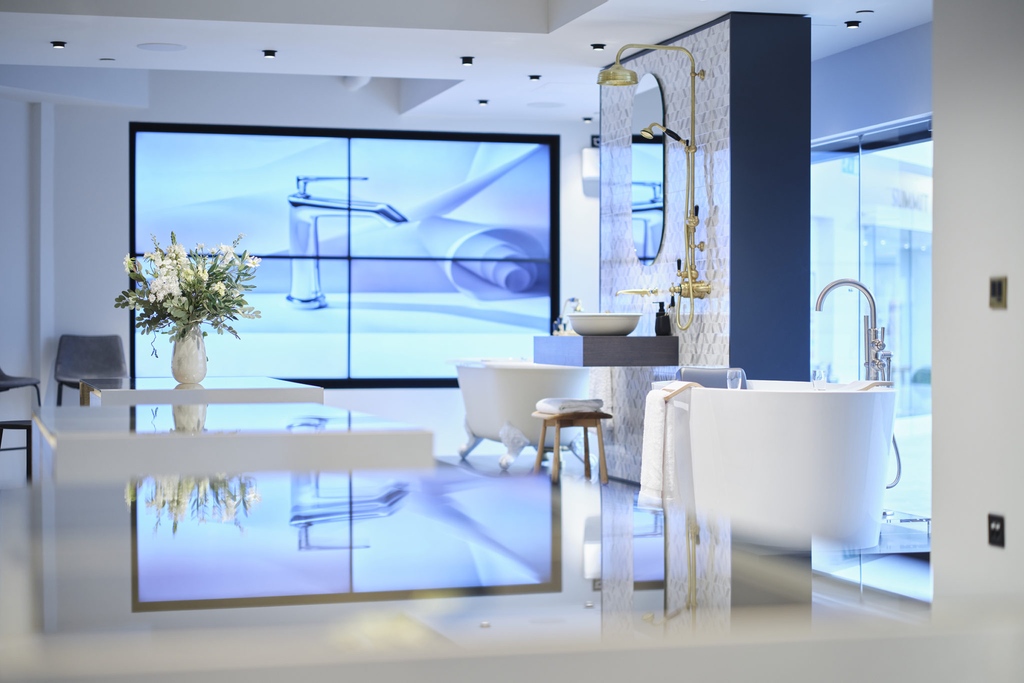 A new enlarged space that merges 2 previous showrooms – @Vanda_Baths & @PerrinandRowe – means that visitors can enjoy a comprehensive experience of the latest bathroom & kitchen products. To find out more click here to read the Focus/21 blog bit.ly/3bSy0J6