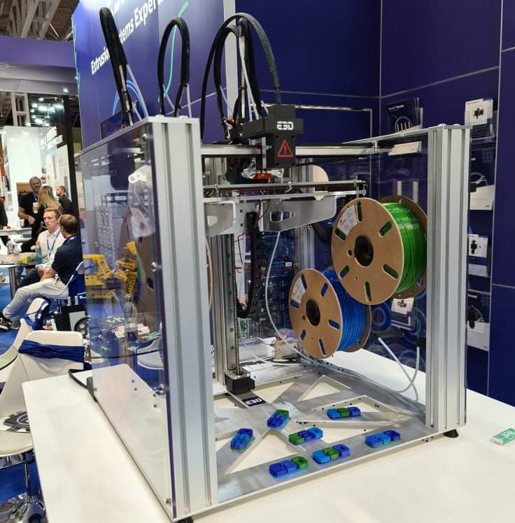 3DFilaPrint's tweet photo. Who else enjoyed @TCT3SXITY last week? 

We spoke to some awesome people including the team at @e3donline who had some of our #filaments on display! 

https://t.co/GjsHjYYRA6

#3DPrinting #3DPrintingLife #3DPrint  #3DPrinter  #3DFilaPrint #Birmingham #TCTGroup #TCT https://t.co/FVIwr7dQ27