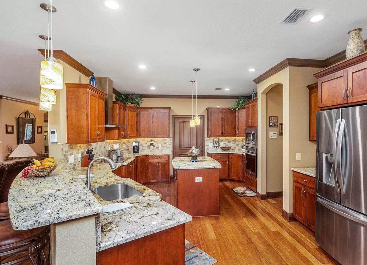 getzoomprop's tweet photo. PROPERTY OF THE DAY IN FLORIDA !⠀
⠀⠀⠀⠀
◾️3bd/ 3ba, 2,731 sqft⠀
◾️ PRICE: $579,000⠀⠀
⠀
◾️Comps⠀
$876,500⠀
$992,600⠀
⠀
108 Sugarberry Rd, Pensacola, FL 32514⠀
#flrealtor #floridaagent #florida #realtorlife #tnhomes #flrealestate #tors #realestategoals #iarealtor https://t.co/2k4G5SzB92