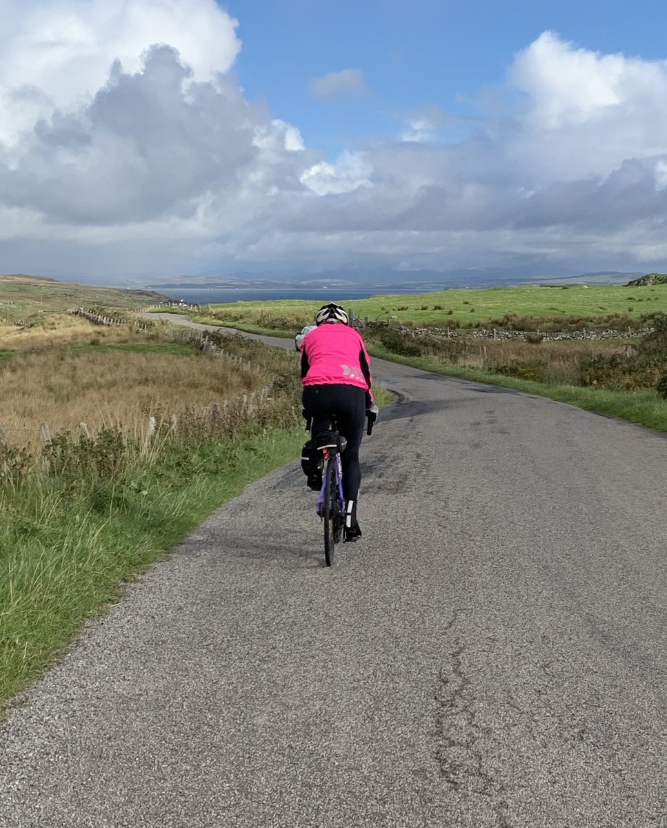 DistilleryBikes's tweet photo. Dodged ALL the showers on our ride round to Portnahaven to watch the seals.. Bumped into @davidjbrodie, Heather and their ever increasing pack of hounds. Needless to say little Rhu stole Mrs DistilleryBikes’ heart. #cycling #weatherwin #beeroclock https://t.co/pWeTFZugia