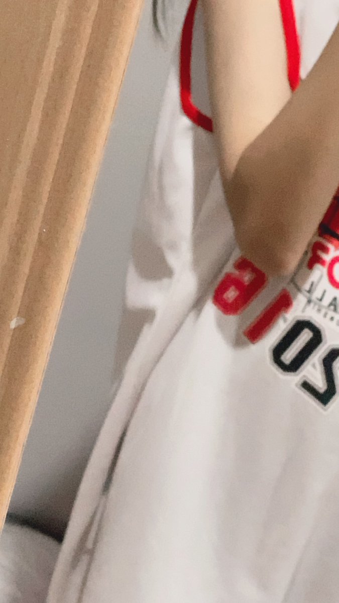 Come teach me how to play basketball.