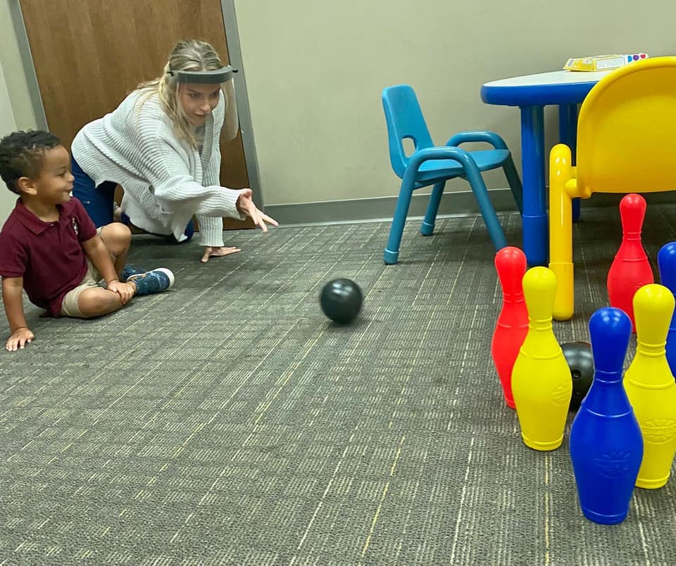 EasterSealsBham's tweet photo. Speech Therapy is fun and interactive with Ms. Ragan! Here’s to another great week at Easterseals of the Birmingham Area!!

#eastersealsbham #creatingsolutions #speechtherapy #pediatricspeechtherapy https://t.co/CtiCXU9kom