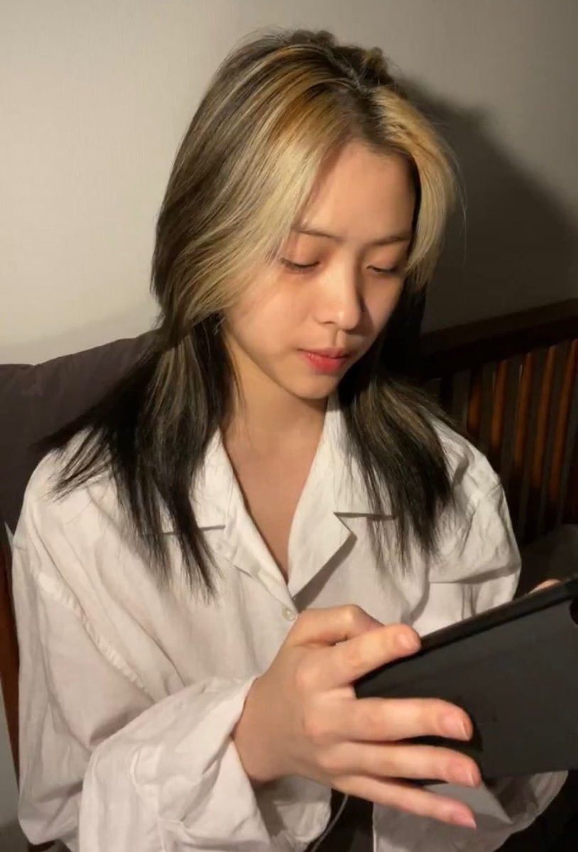 รยูจินหน้าสดดีมาก โอ้ยยยย ㅠㅠㅠㅠ