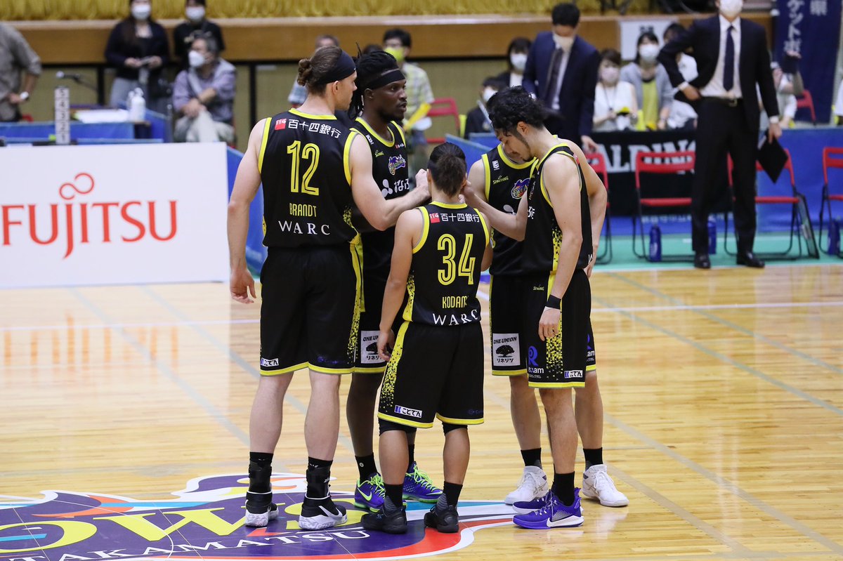 28Kodama's tweet image. 2021-22 シーズン開幕

多くの方々のおかげで
2連勝を飾ることができました！

日々成長！
1試合1試合チーム全員で戦います💪
#香川ファイブアローズ
#ONEUNION 
#B1昇格