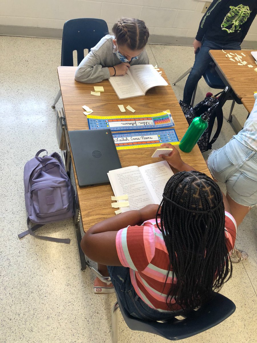 heatherschweit1's tweet photo. What was surprising with the actions of the characters in the JGB story,Thank you, M’am? #collaboration #communication #analyzingtext @BaysideBulldog @MsMandyFisher https://t.co/rDqwPaxAW1