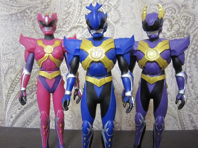 コナミ製超星神グランセイザーソフビ各種（タリアス欠席）。 本日10