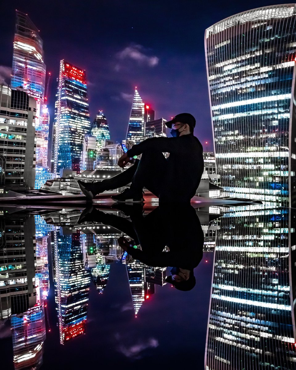 A view like this isn’t for the feint hearted #london #londonphoto #cityphoto #NightPhotography