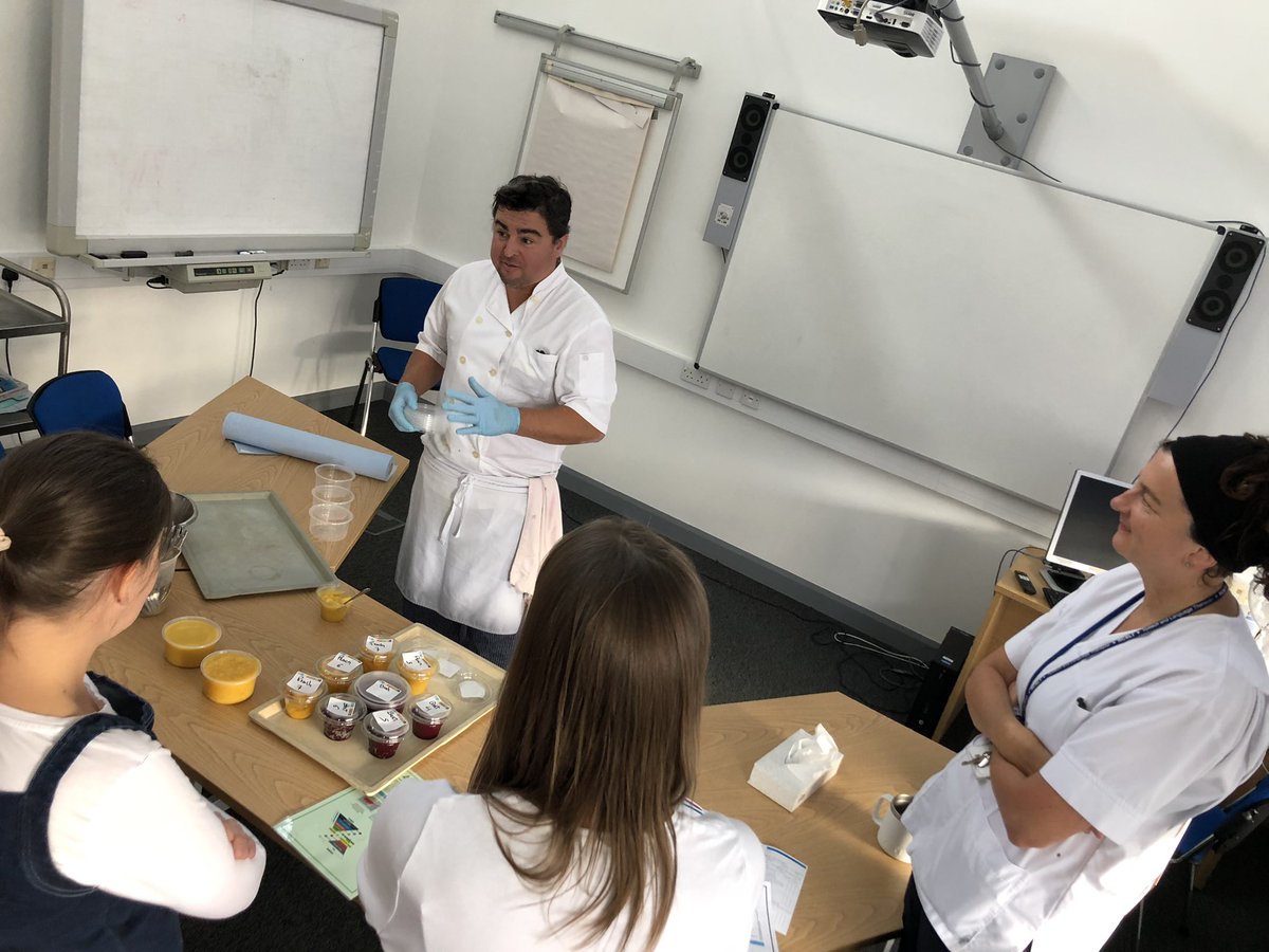 AcutePDLsGsy's tweet photo. Brilliant day of training on #iddsi with speech &amp; language and chef colleagues using @oakhousekitchen training resources https://t.co/ygVNBMQFjj