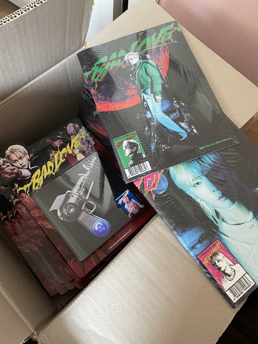 JongKeyLand's tweet photo. partial arrival for key's bad love! 2nd batch should be arriving next week :) https://t.co/NZ4DI3fjEB